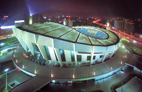 上海スタジアム（中国、上海）