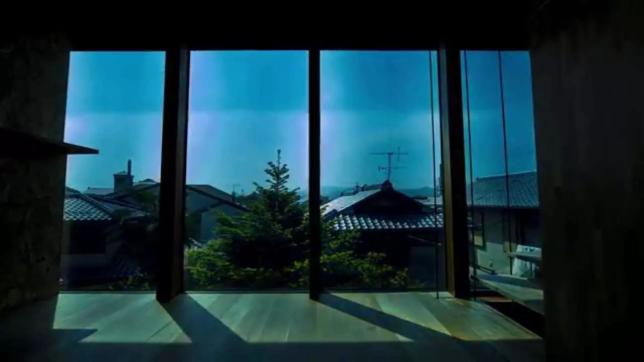 【製品紹介動画】自動日射調整ガラス”Sage（セージ）” thumbnail